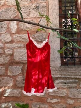 Kadife Askılı Dantelli Babydoll Gecelik - Kırmızı