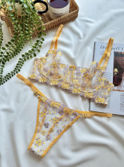 Çiçek Nakışlı Transparan Sütyen & Tanga Takımı - Sarı Mor