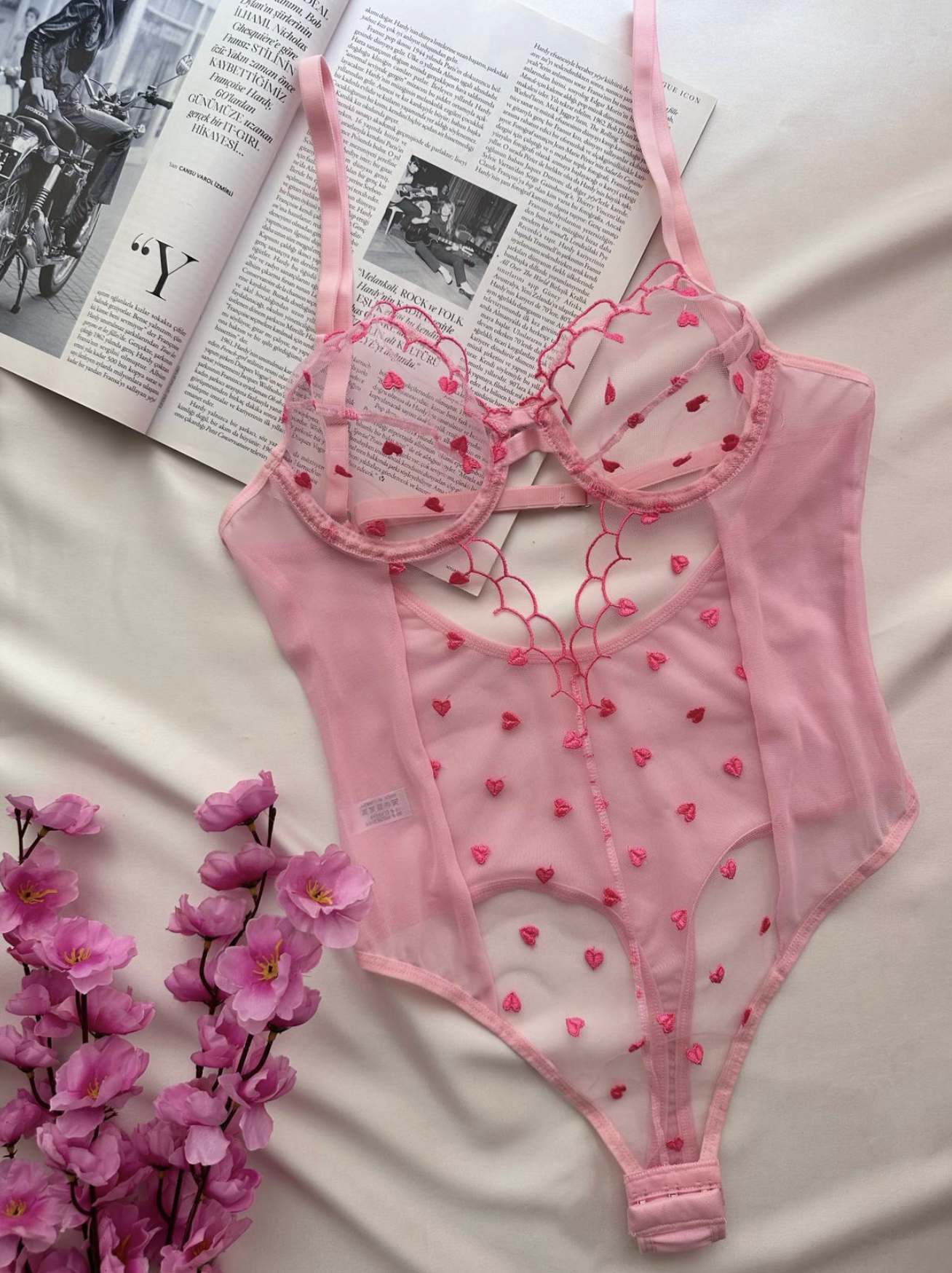 Kalp Desenli Balenli Transparan Bodysuit - Pembe