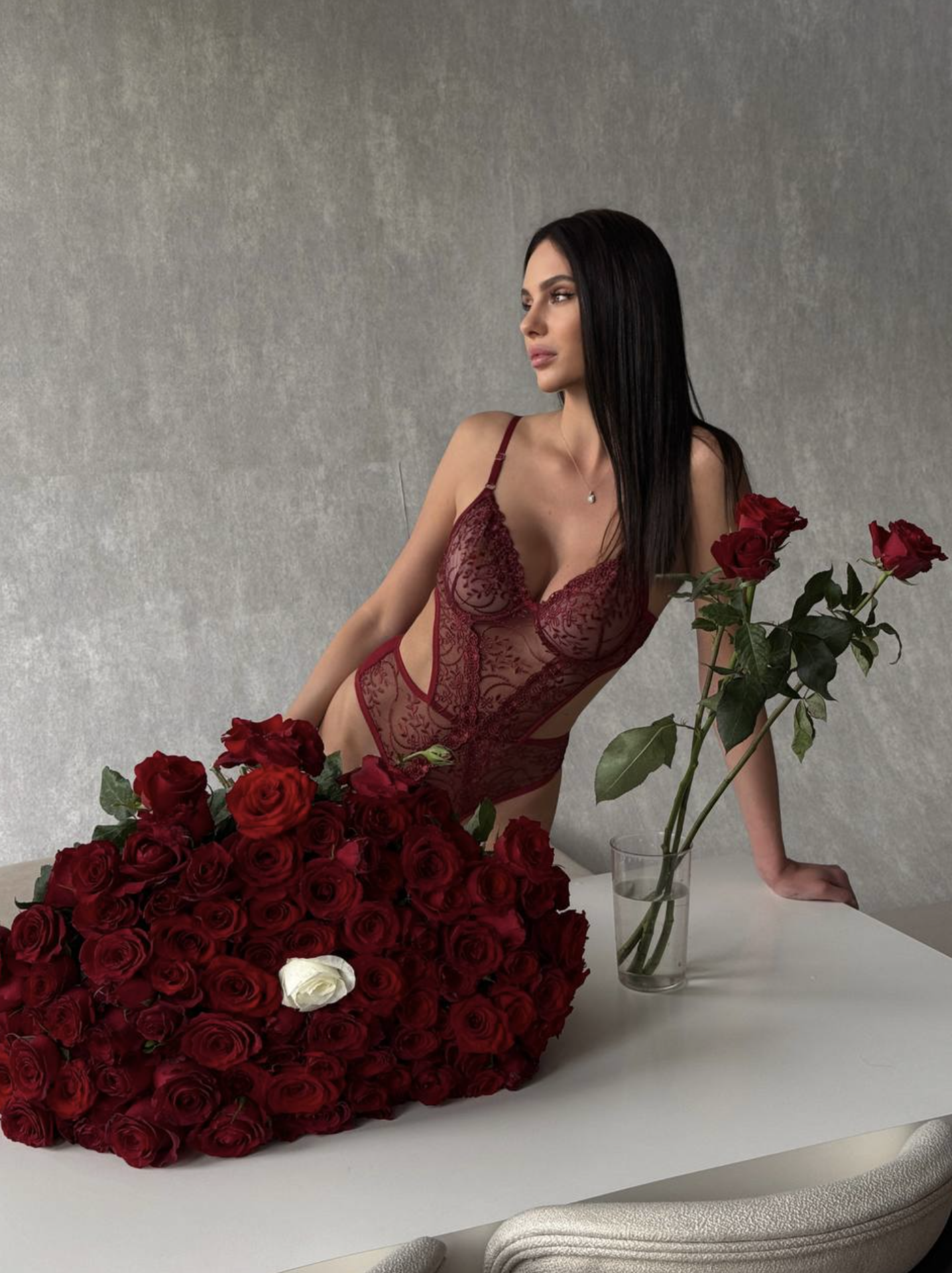 Dantel İşlemeli Balenli Transparan Bodysuit - Bordo