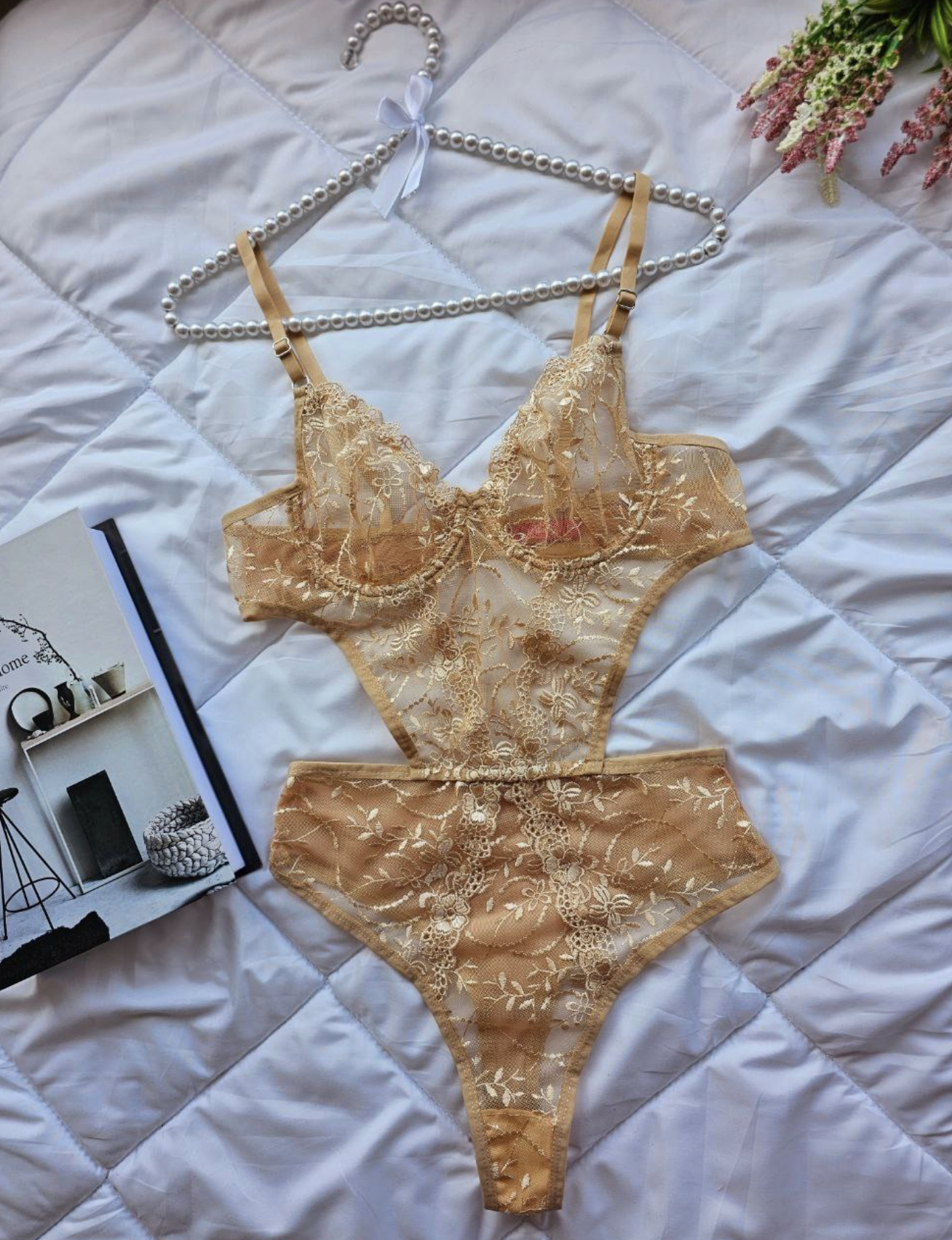 Dantel İşlemeli Balenli Transparan Bodysuit - Bej