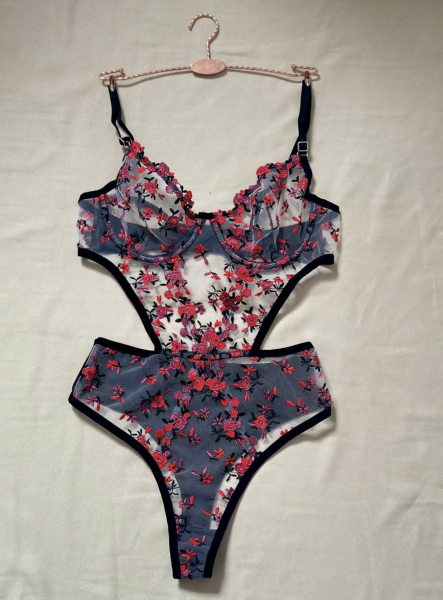 Çiçek İşlemeli Transparan Bodysuit - Siyah Kırmızı