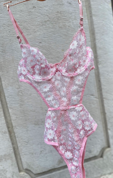 Papatya Nakışlı Transparan Bodysuit - Pembe