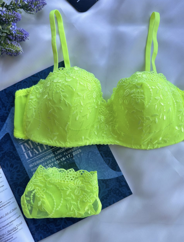 Neon Yeşil