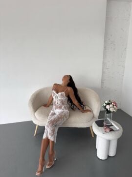 Dantelli Uzun Transparan Çiçek Askılı Fantazi Gecelik - Beyaz