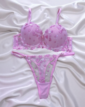 Pembe Kalp Desenli Dantel Sütyen & Tanga Takımı