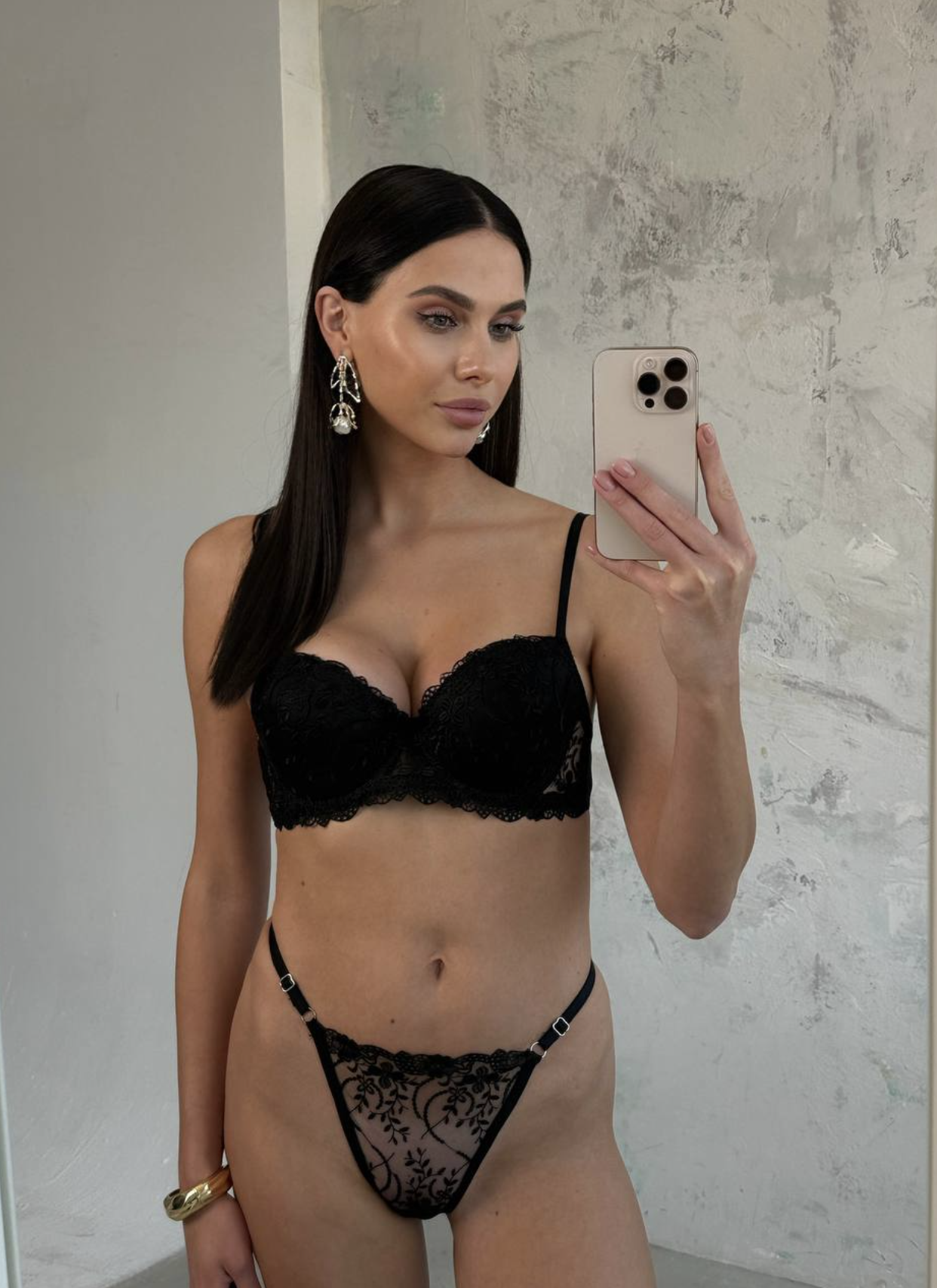 Siyah Desenli Dantel Sütyen & Tanga Takımı