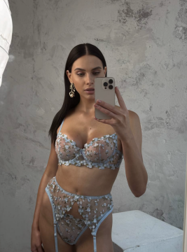 Çiçek Nakışlı Dantelli Jartiyer Takımı - Mavi