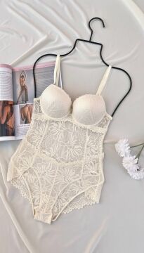 Desteksiz Dolgulu Dantel Bodysuit - Beyaz